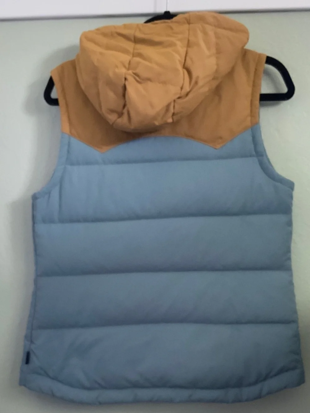 Patagonia Hooded Puffer Vest in Sky Blue and Mustard - Picture 3 of 3